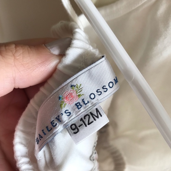 Bailey Blossoms romper - Picture 5 of 7